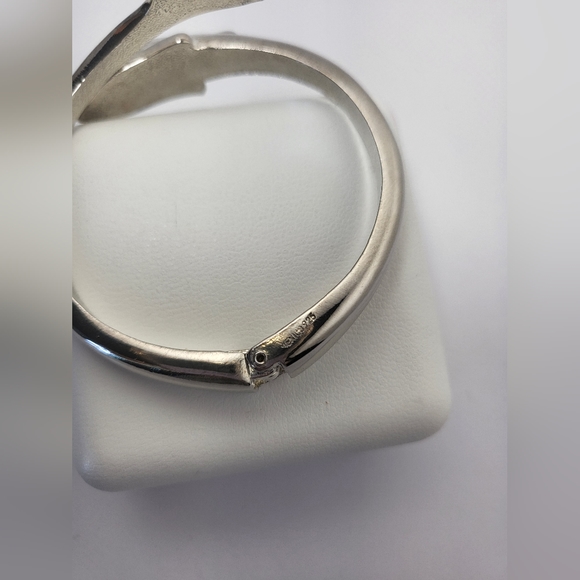 🛍️ | .925 Dolphin Bracelet - Picture 6 of 9